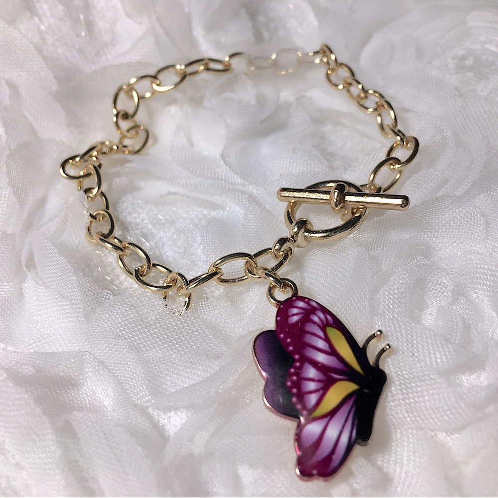 Minimalist 🦋 Bracelet